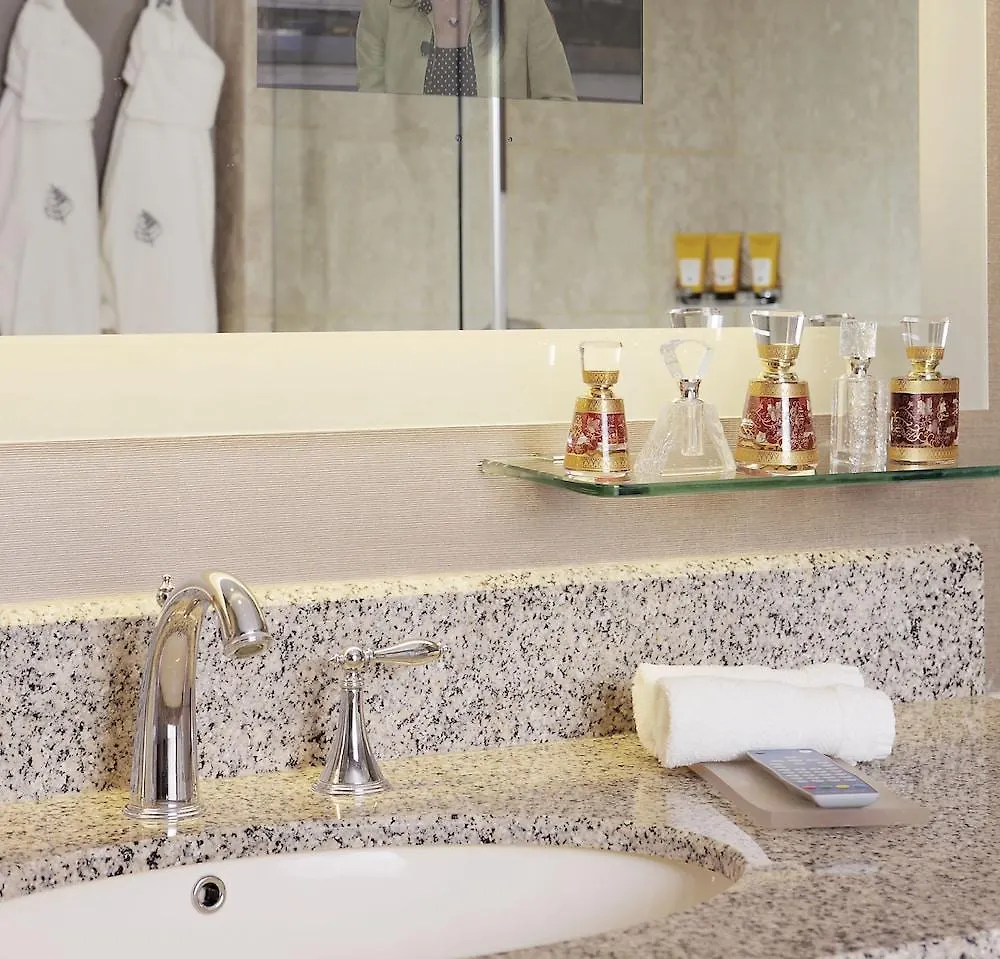 *****  Four Seasons Hotel Riyadh Saudi Arabia